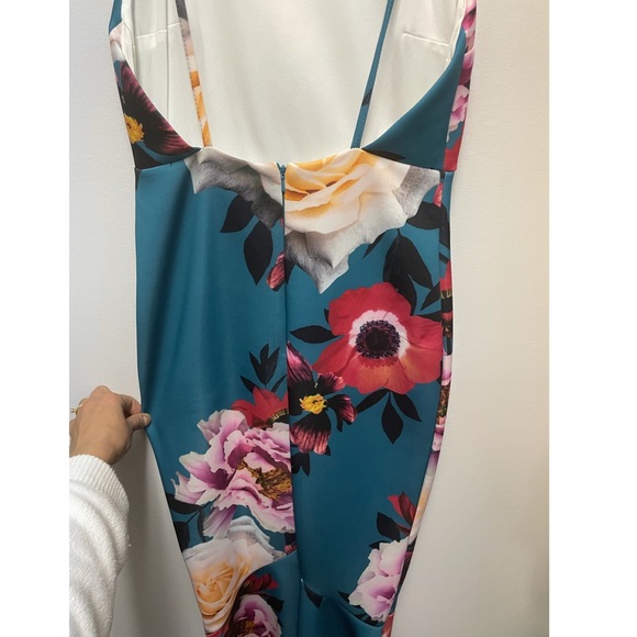 Incredible floral midi dress with open back - Picture 3 of 6